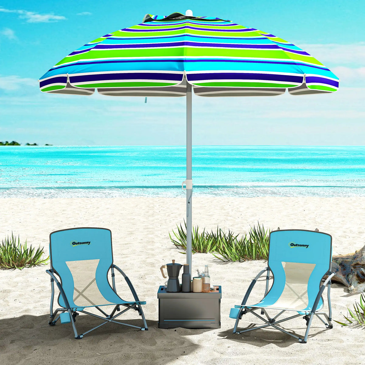 Folding Beach Chairs, Mesh Back, Carry Bag, Cup Holder, 22.8" x 21.7" x 24.4" Picnic Tables & Camping Chairs at Gallery Canada