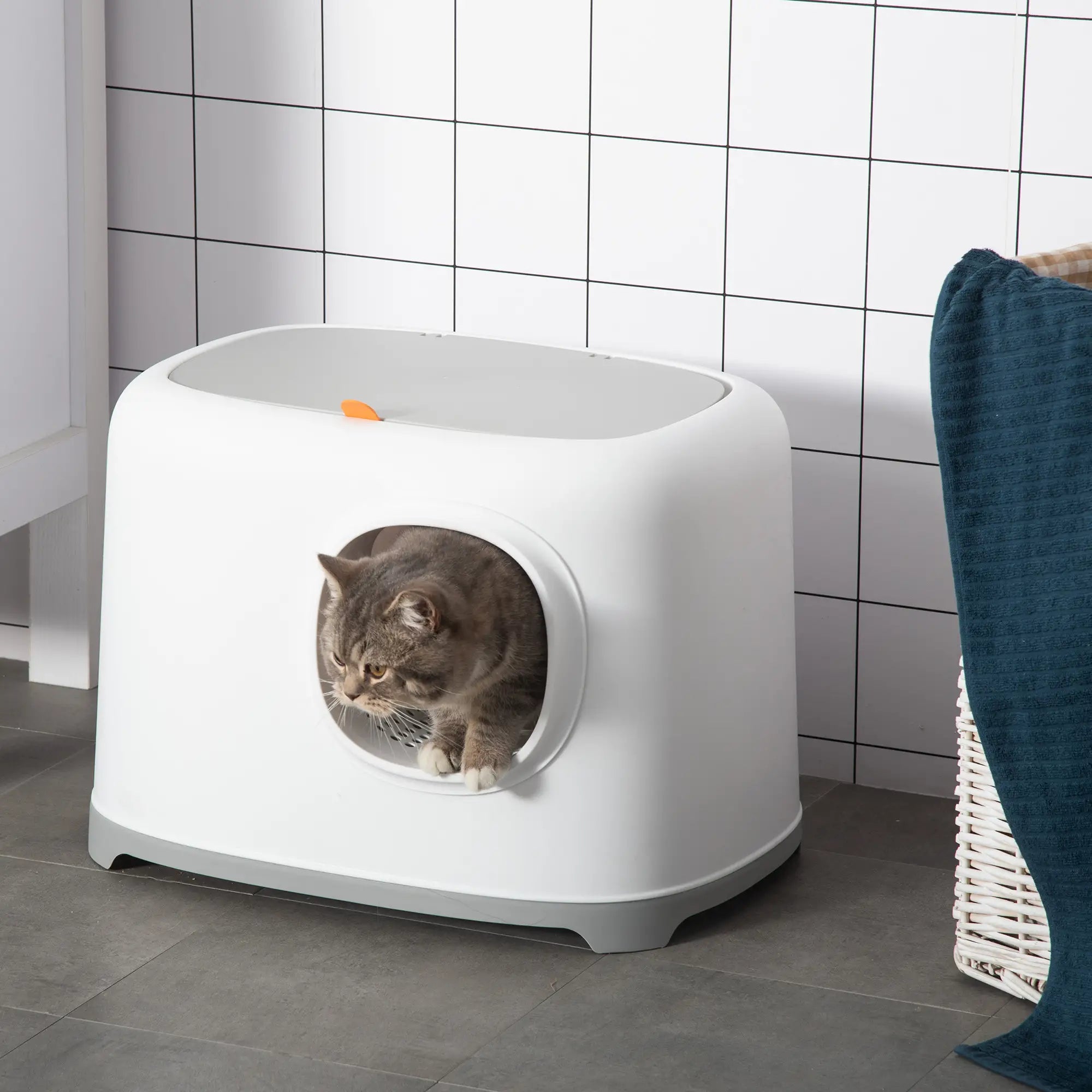 Cat Litter Box, Anti-Sand Tunnel, Scoop, Open Top, White Cat Litter Box Enclosures at Gallery Canada