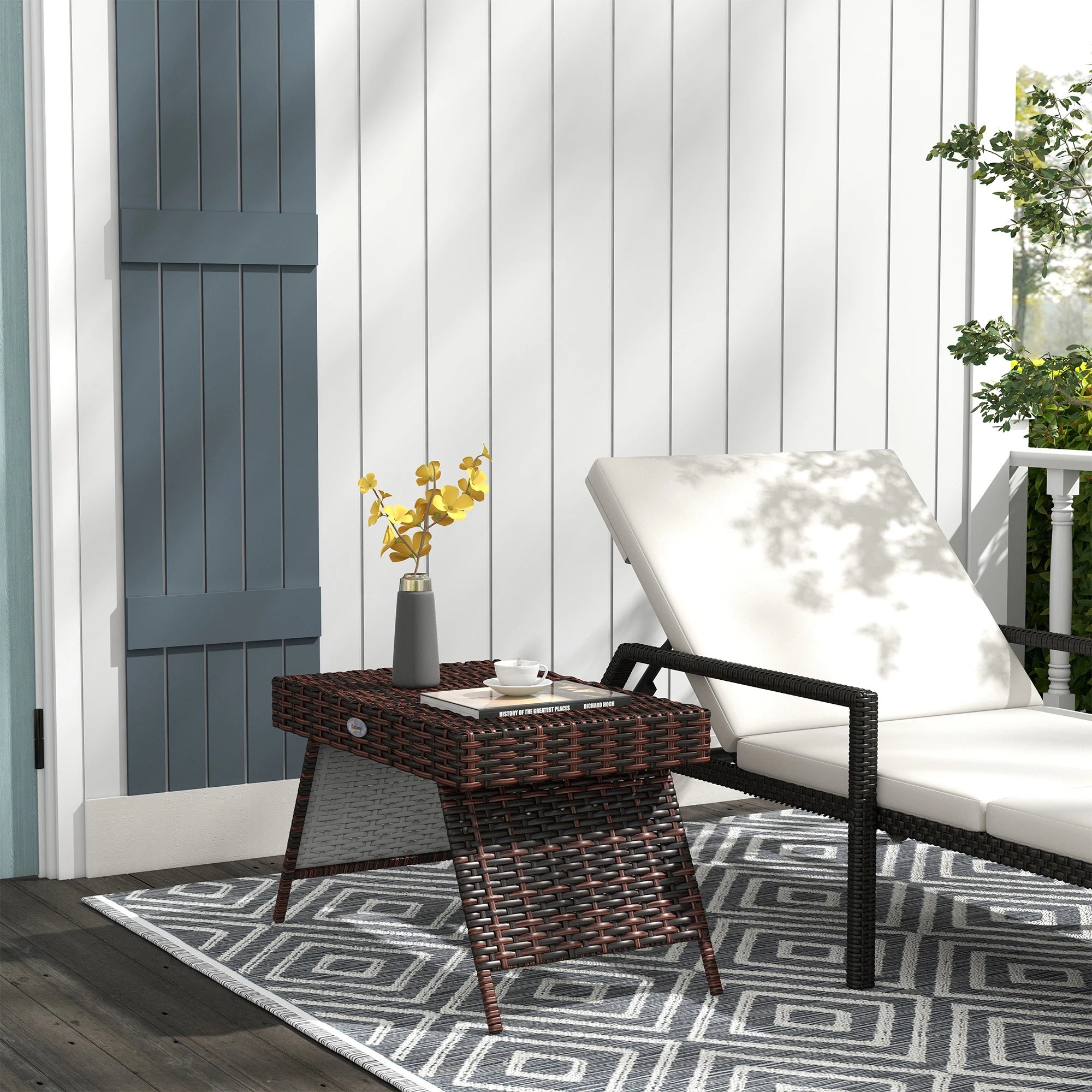 Outdoor Rattan End Table, Metal Frame Patio Wicker Coffee Table, Brown Patio Side Tables at Gallery Canada