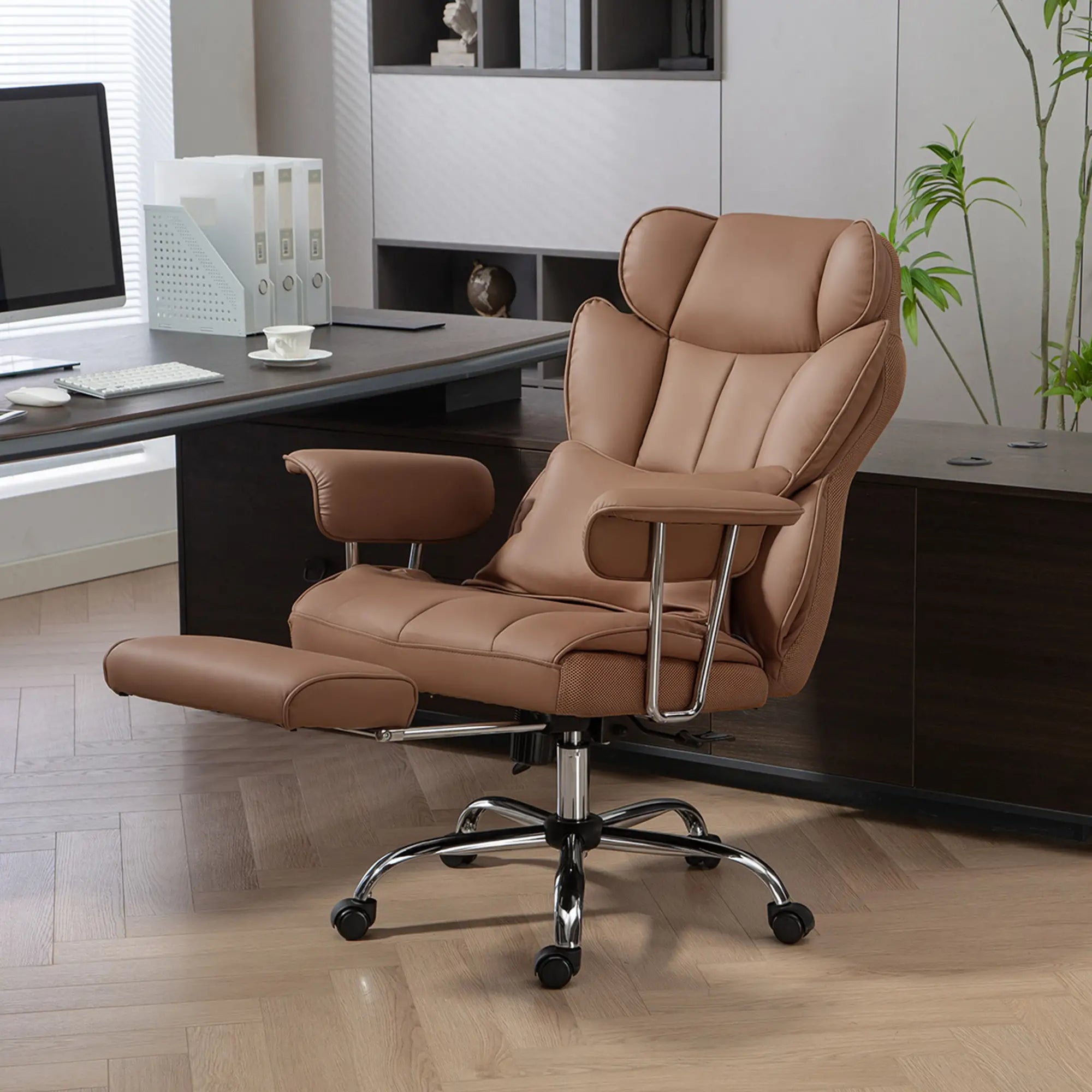 400LBS Massage Office Chair, 6-Point Vibration, Footrest, Lumbar Support, Brown Massage Chairs at Gallery Canada